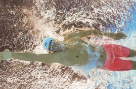 电子竞技集团官方-塔图姆回归赛场，败北首场状态亮眼，G2观众沸腾！